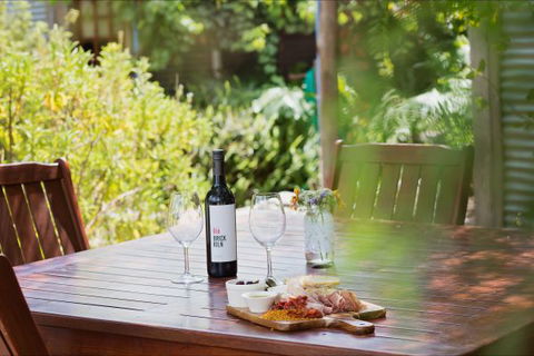 Red Poles Bed And Breakfast - Hobart Tourism 3