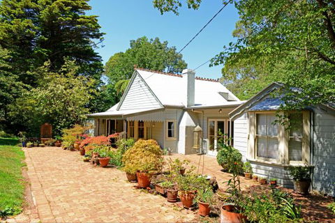 Sefton Cottage - Hobart Tourism 0