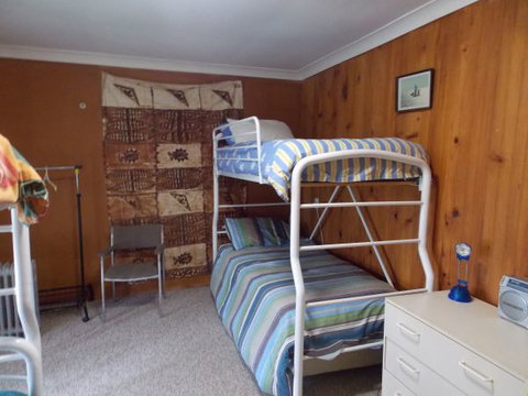 Vincentia Dacha - Tourism TAS 2