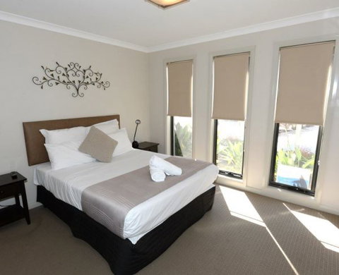 Yarrawonga Waterfront Apartments - Tourism TAS 2