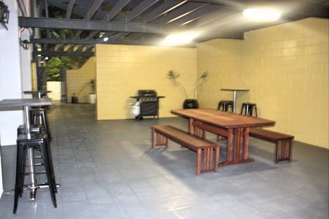 Aaron Motel - Tourism TAS 7