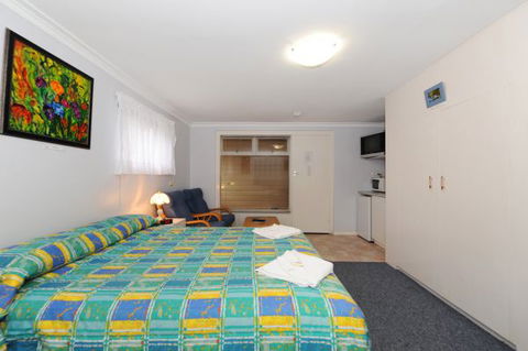 Albany View Street Lodge Bed And Breakfast And Art Studio - Hobart Tourism 2