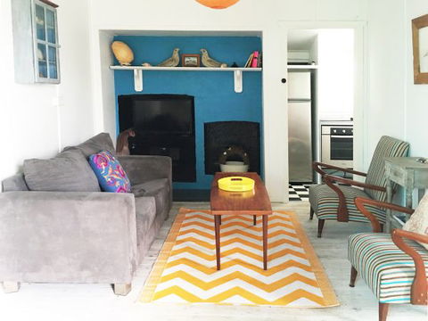 Atlantis Seafarers Cottage - Hobart Tourism 5