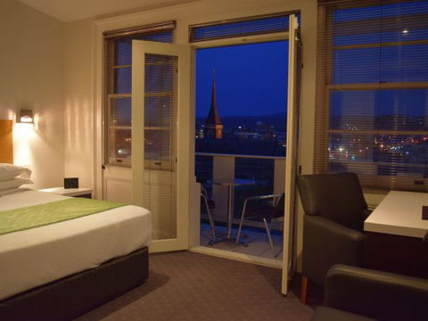 Auldington - Hobart Tourism 1