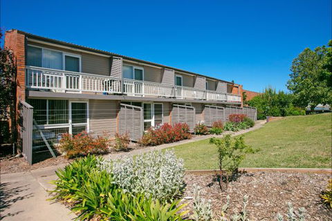 Bathurst Apartments - Hobart Tourism 0