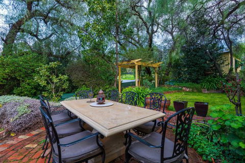 Bendigo Cottages Bed And Breakfast - Tourism TAS 3