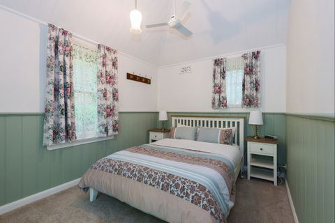 Bendigo Cottages Bed And Breakfast - Tourism TAS 5