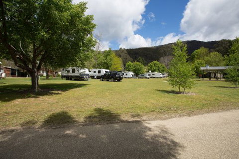Bright Freeburgh Caravan Park - Tourism TAS 0