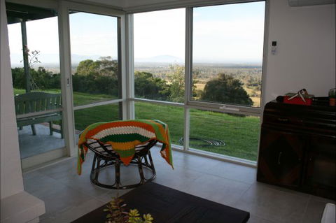 BTU Cottage Nowra Hill - Hobart Tourism 8