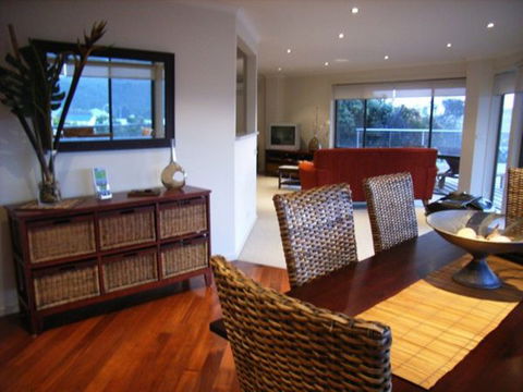 C-Deck Beach House Apartment - Tourism TAS 0