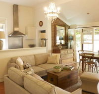 Cadogan Central Luxury - Hobart Tourism