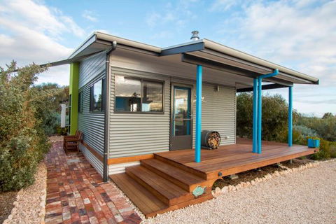 Coorong Cabins - Hobart Tourism 1