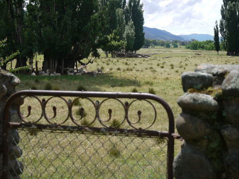 Coodravale Homestead - Hobart Tourism 7