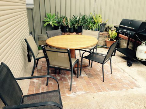 Cosy Seaside Cottage - Hobart Tourism 6