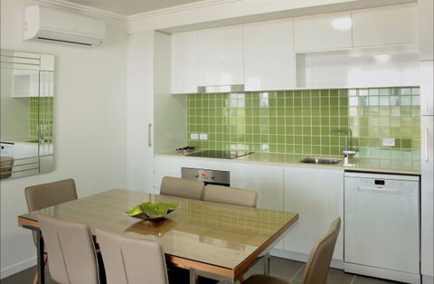 Direct Hotels Pacific Sands - Tourism TAS 3