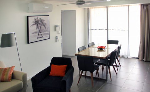 Direct Hotels Pacific Sands - Tourism TAS 4