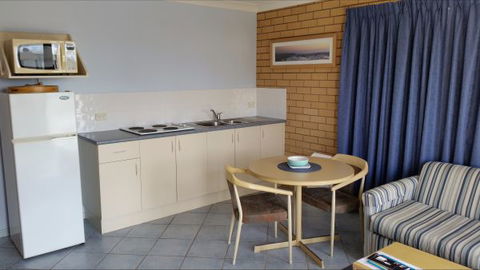Dolphins Of Mollymook Motel - Hobart Tourism 2