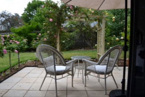 Garden Cottage B And B - Hobart Tourism 1