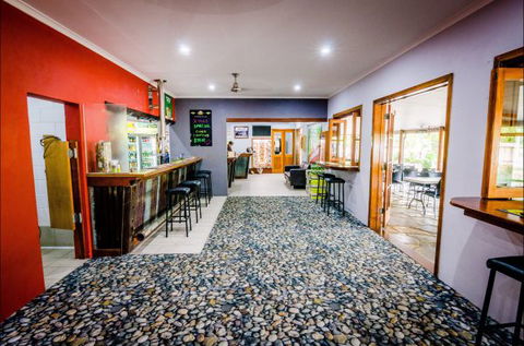 Goldfields Hotel And Finnigan's Rest - Tourism TAS 5