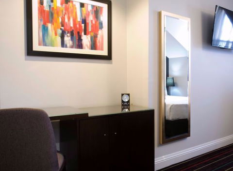 Hotel Challis - Hobart Tourism 7