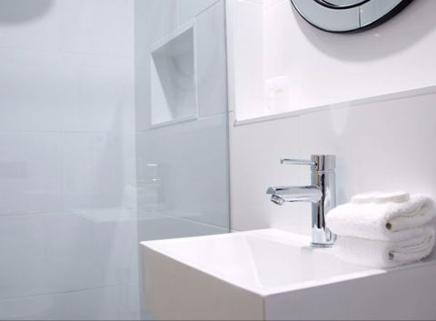 Hotel Challis - Hobart Tourism 9