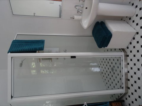 Le Piaf On Treasure Bed And Breakfast - Tourism TAS 2