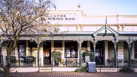 The Rising Sun Hotel - Hobart Tourism 1