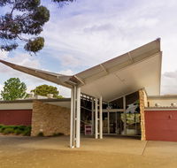 Renmark Resort - Hobart Tourism