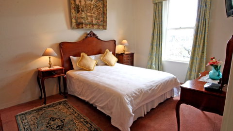 Feathers Hotel - Tourism TAS 0