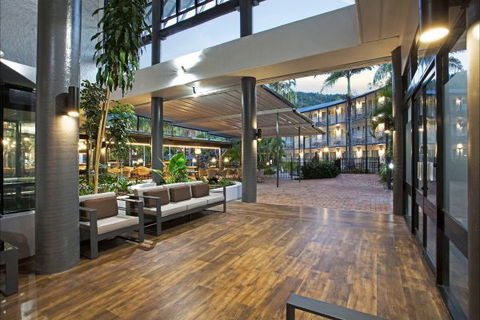 Mantra Club Croc - Hobart Tourism 3