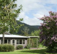 Melross Willows Estate - Hobart Tourism