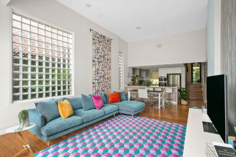 Mosman Cottage - Hobart Tourism 0