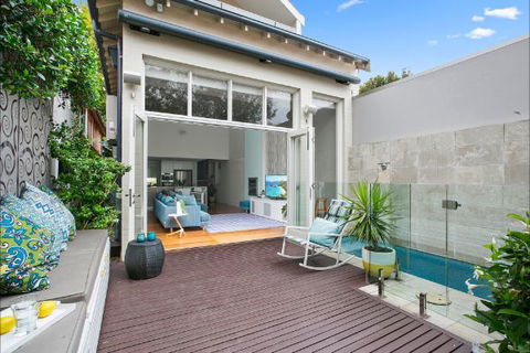 Mosman Cottage - Hobart Tourism 1