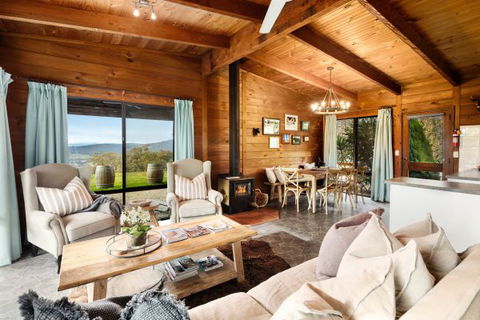 Mt Bellevue Lodge - King Valley - Tourism TAS 0