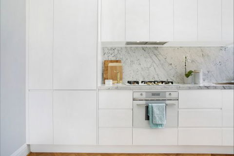 New Beach Apartment - Tourism TAS 6