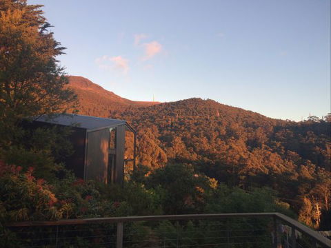 Pipeline Chalet Mt Wellington - Tourism TAS 7