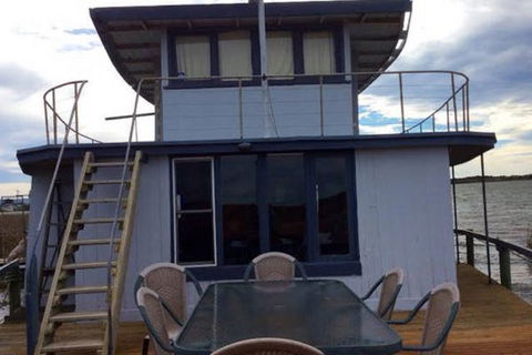 PS Federal Retreat Goolwa - Tourism TAS 1