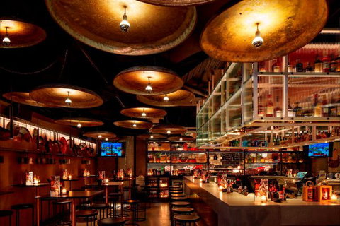 QT Melbourne - Tourism TAS 4