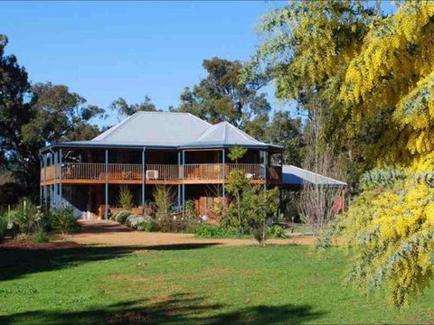 Riverwood Retreat - Tourism TAS 0