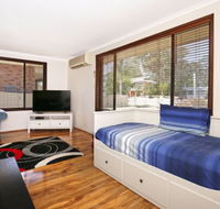 Sandy Toes Beach House - Hobart Tourism