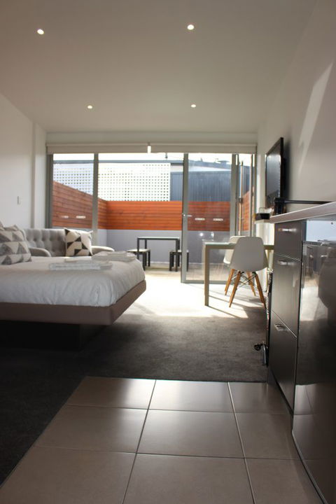 Sandy Bay Studio Apartment - Tourism TAS 2