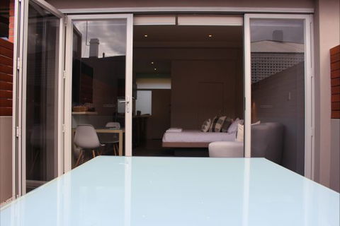 Sandy Bay Studio Apartment - Tourism TAS 4