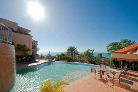 Sea Star Holiday Apartments - Tourism TAS 3