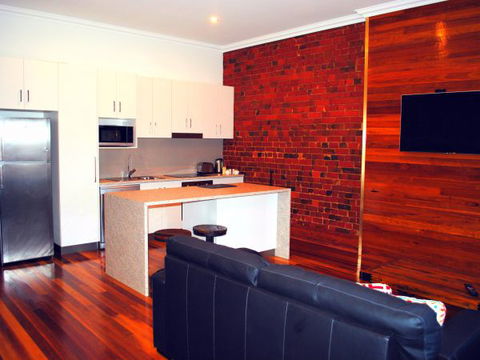 Sublime Spa Apartments On Murphy - Tourism TAS 0