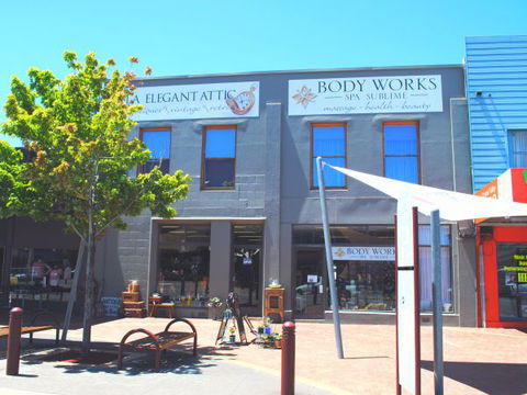 Sublime Spa Apartments On Murphy - Tourism TAS 1