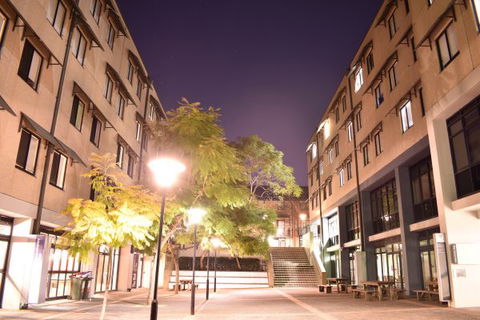 Sydney University Village - Hobart Tourism 1