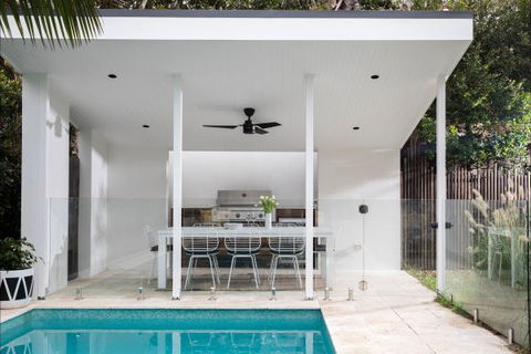 Tamarama Beach House - Hobart Tourism 1