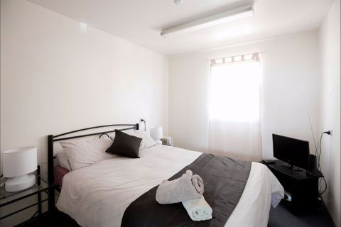 The Nook Backpackers - Hobart Tourism 1