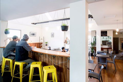 The Nook Backpackers - Hobart Tourism 8