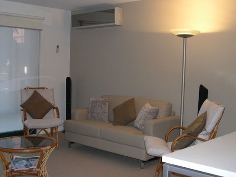 Unit 5 Wyuna Queenscliff - Tourism TAS 2